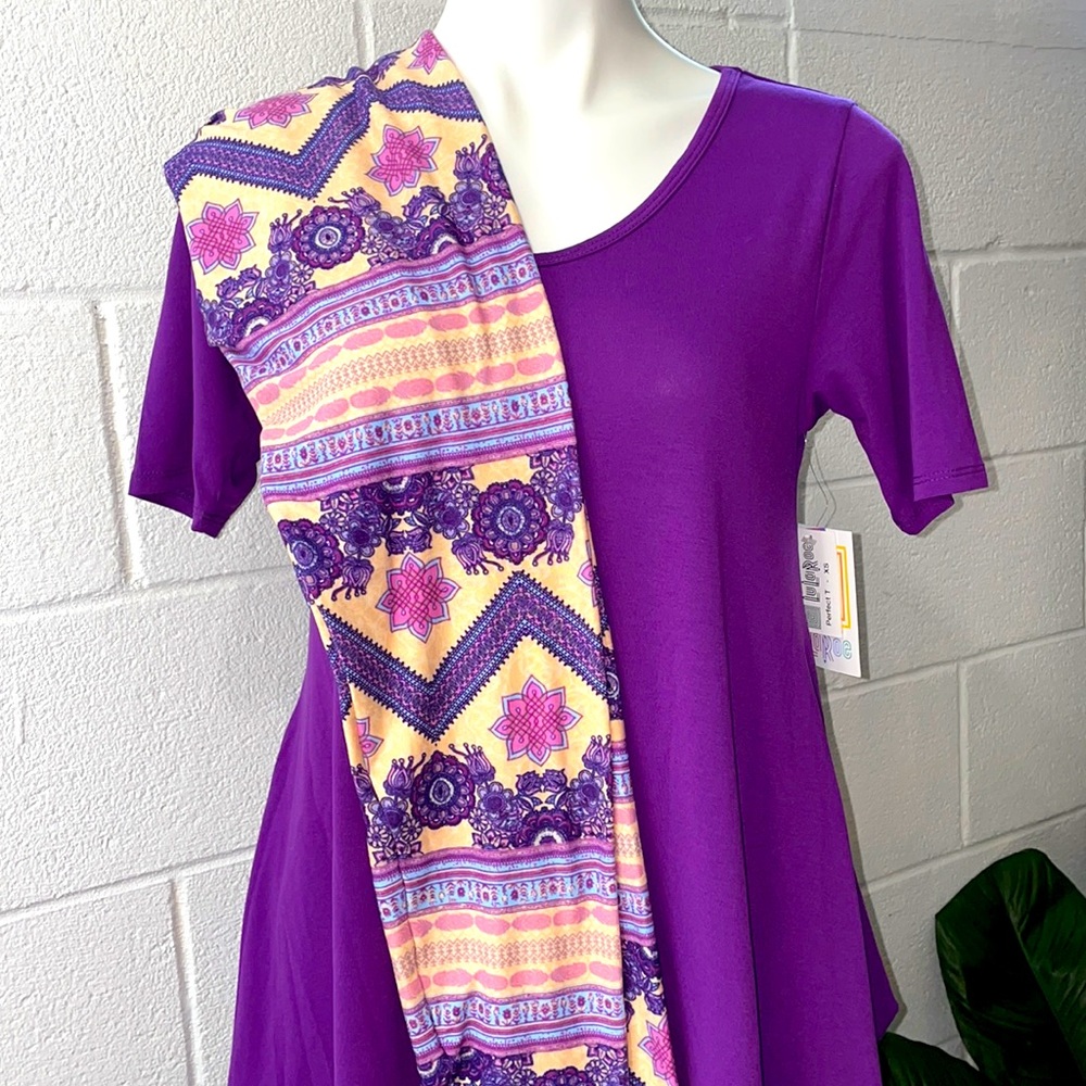 Lularoe Perfect Tee and OS Legging Bundle